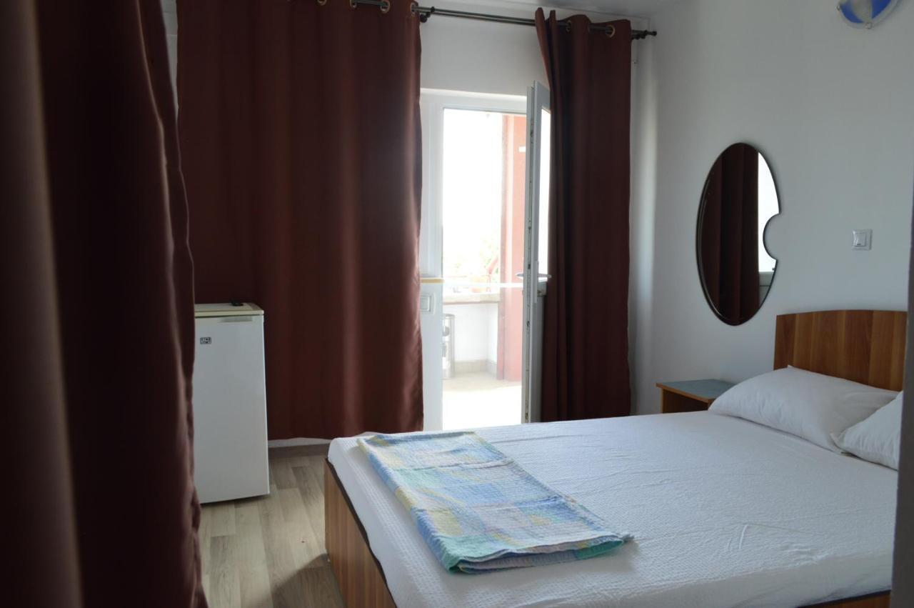 Hotel Casa Gia Costinesti Esterno foto